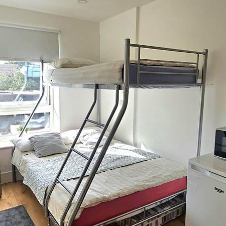Alpha Accommodations London Bagian luar foto