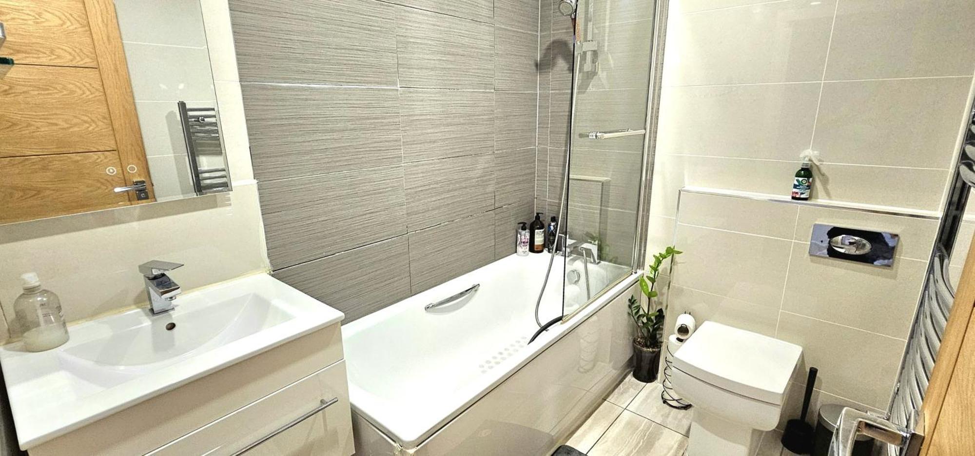 Alpha Accommodations London Bagian luar foto