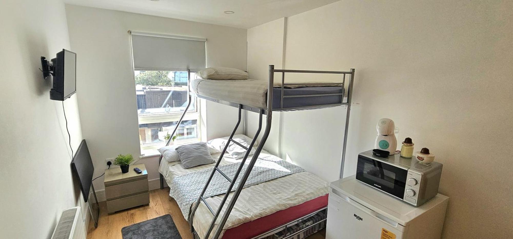 Alpha Accommodations London Bagian luar foto