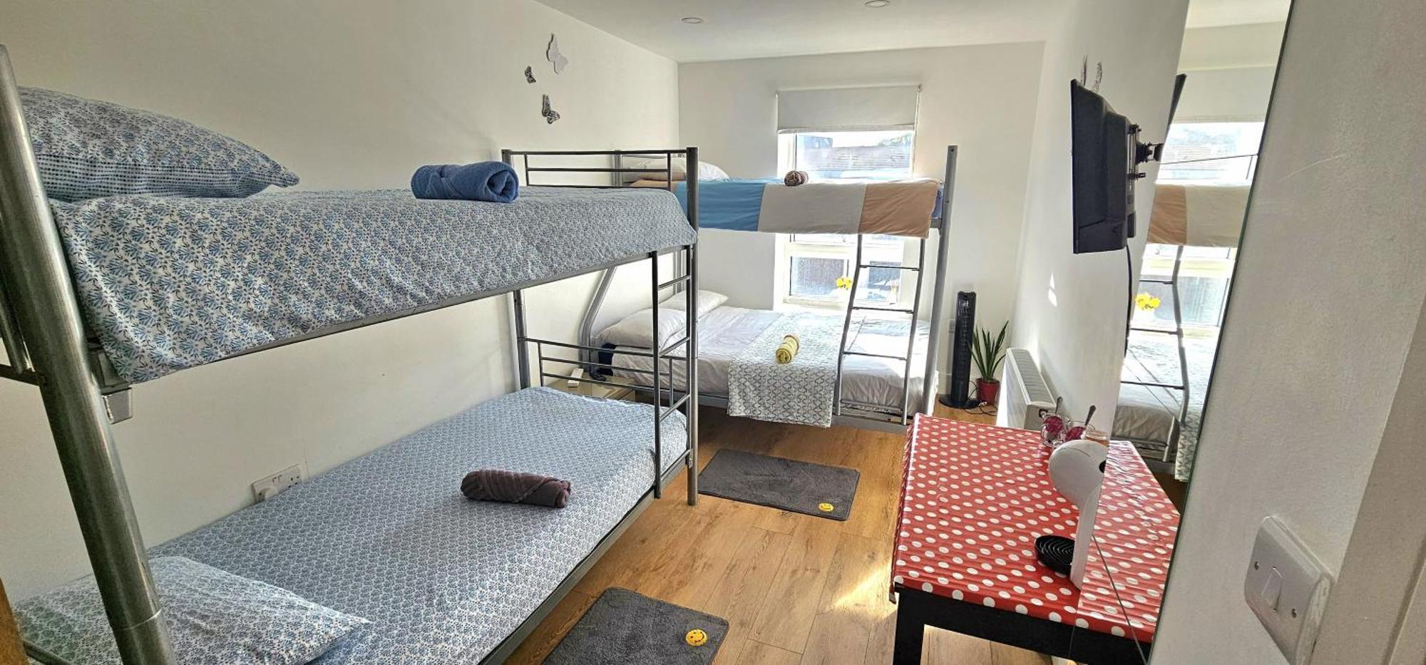 Alpha Accommodations London Bagian luar foto