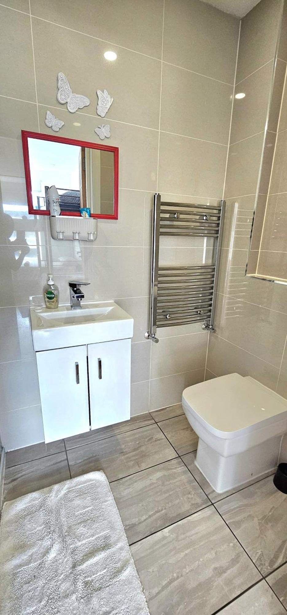 Alpha Accommodations London Bagian luar foto