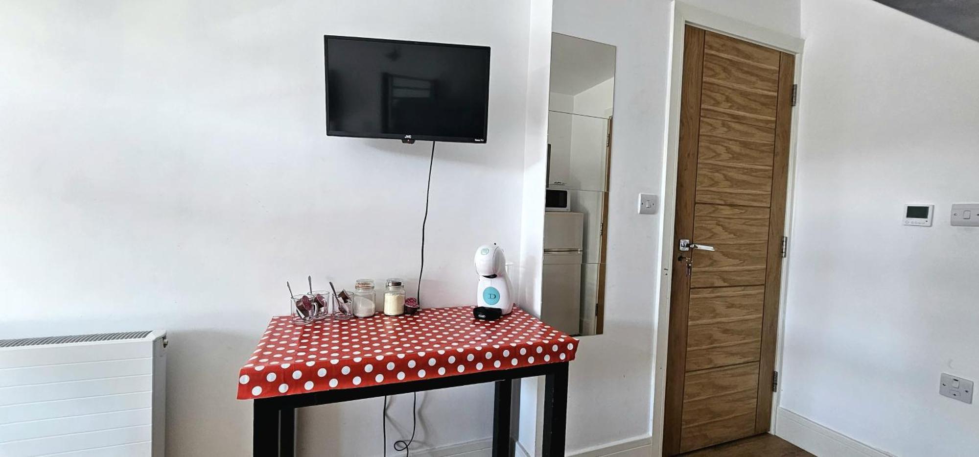 Alpha Accommodations London Bagian luar foto